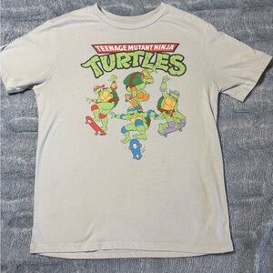 Youth size XL Teenage Mutant Ninja Turtles Graphic T-Shirt